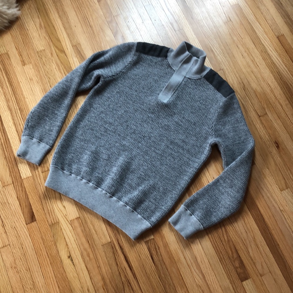 BUNDLE 2/$12 🔥 - BANANA REPUBLIC - Picture 2 of 10